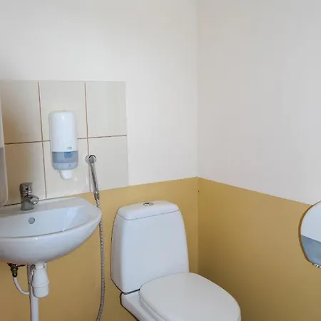 Seltsimaja بيت للعطل *