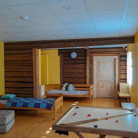 Seltsimaja بيت للعطل Pikakannu